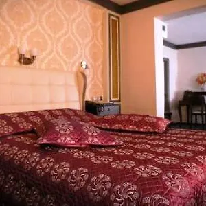 Iskender Otel